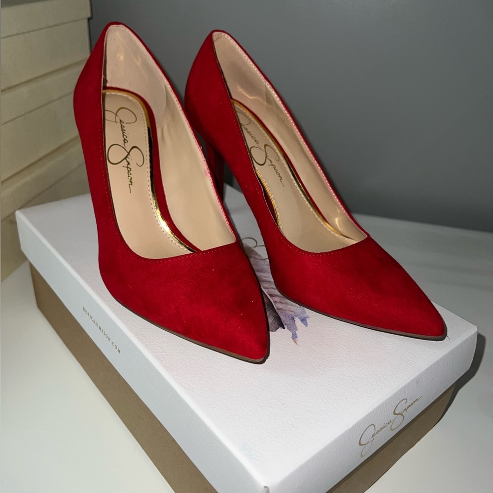 JESSICA SIMPSON PUMPS